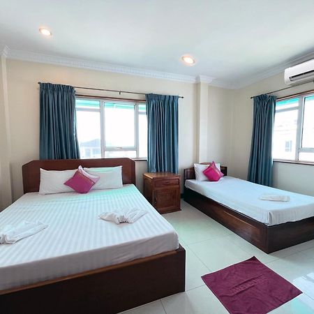 Seng Hout Hotel Battambang Luaran gambar