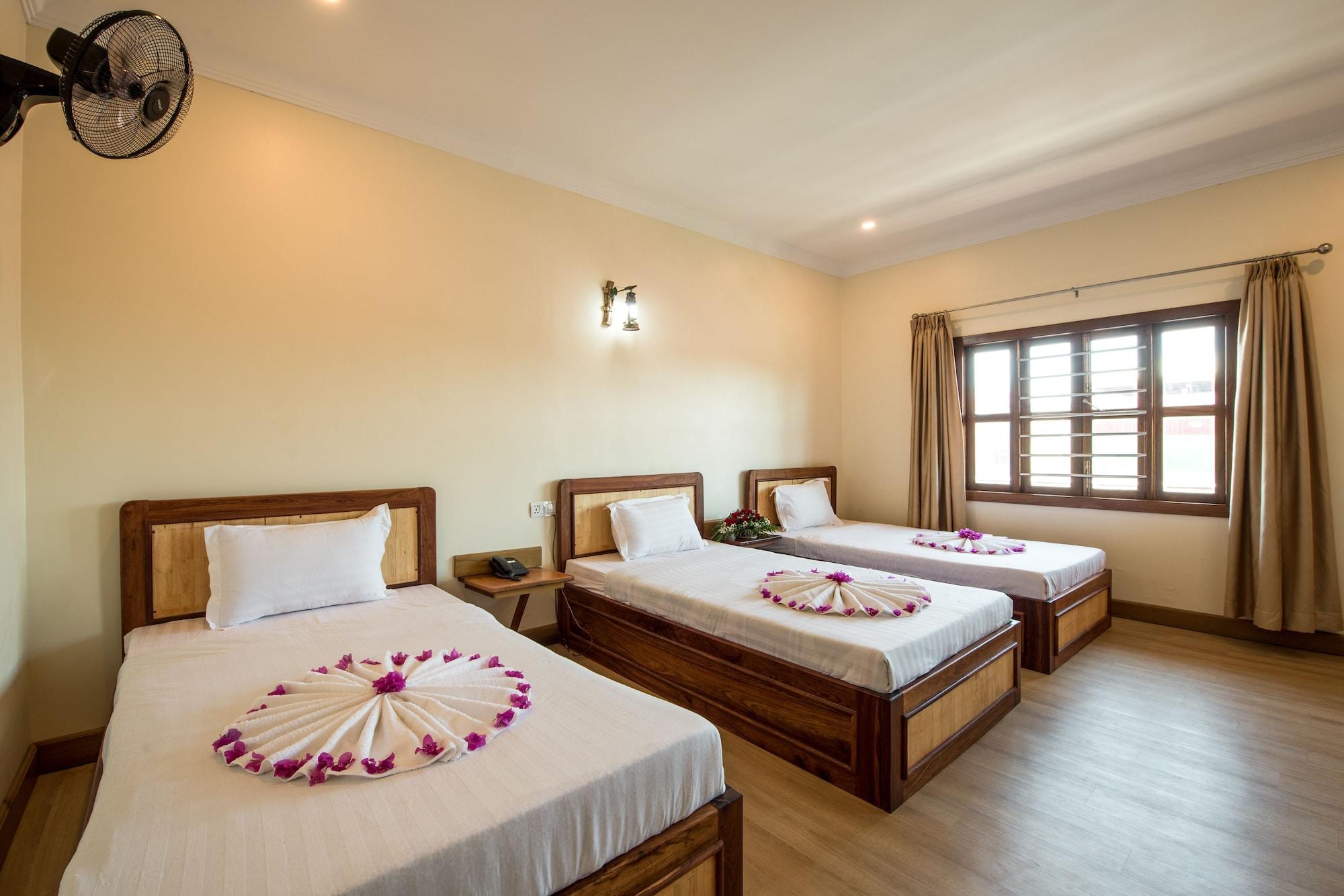 Seng Hout Hotel Battambang Luaran gambar