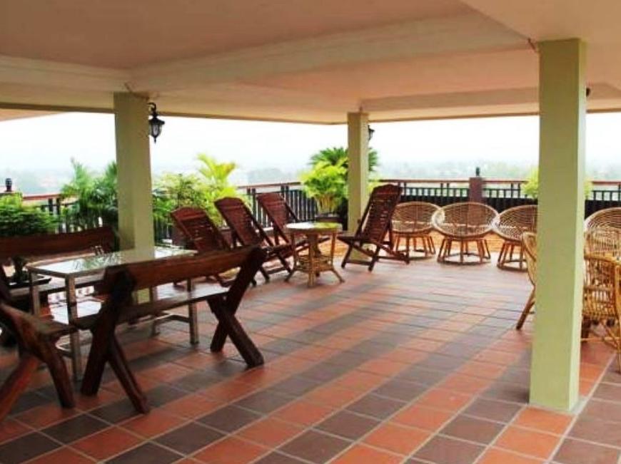 Seng Hout Hotel Battambang Luaran gambar