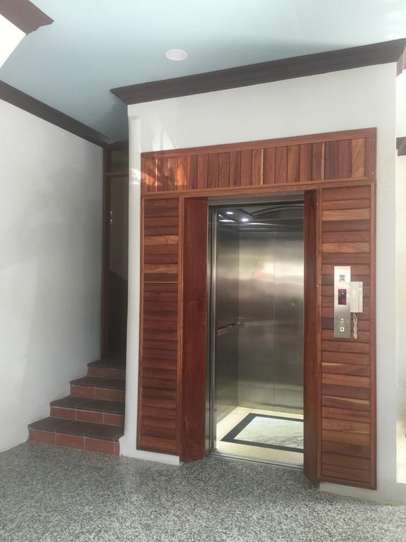 Seng Hout Hotel Battambang Luaran gambar