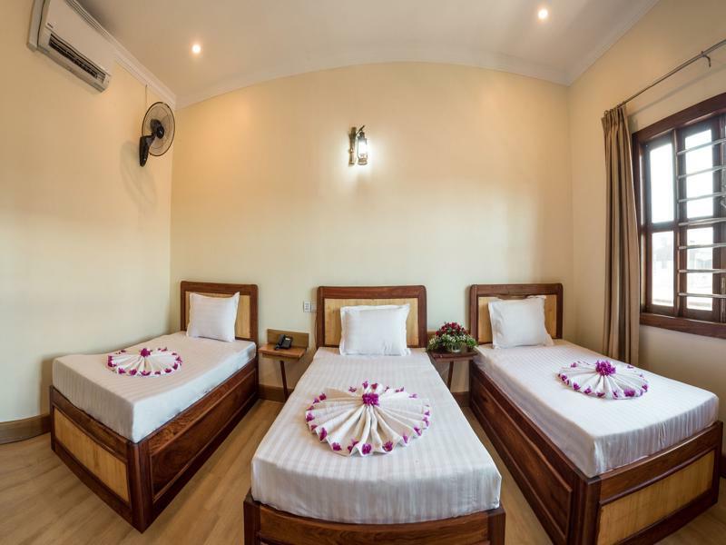 Seng Hout Hotel Battambang Luaran gambar