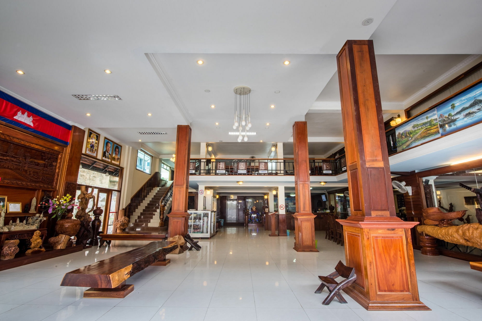 Seng Hout Hotel Battambang Luaran gambar